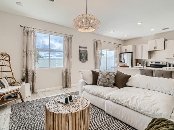 Marbella_Del_Prado-large-009-015-Living_Room-1500x1000-72dpi