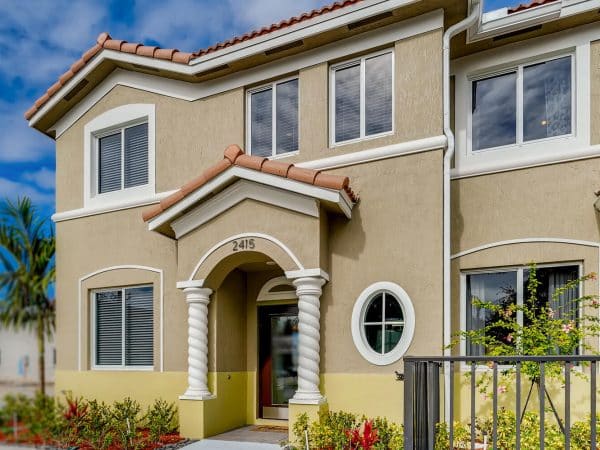 Napa-large-003-030-Exterior_Front-1500x998-72dpi