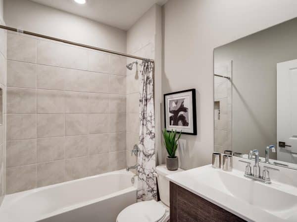 Napa-large-017-006-Bathroom-1500x999-72dpi