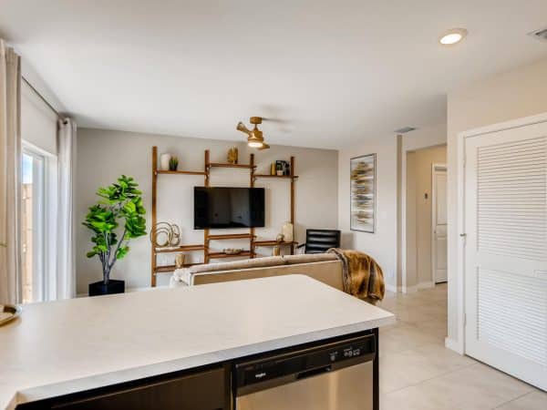Pennekamp_Keys_Pointe-large-012-016-Kitchen-1500x1000-72dpi