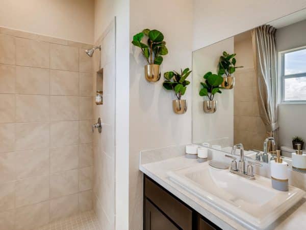 Pennekamp_Keys_Pointe-large-019-021-2nd_Floor_Bathroom_1-1500x1000-72dpi